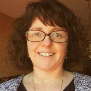 Meet your Posher, Michele
